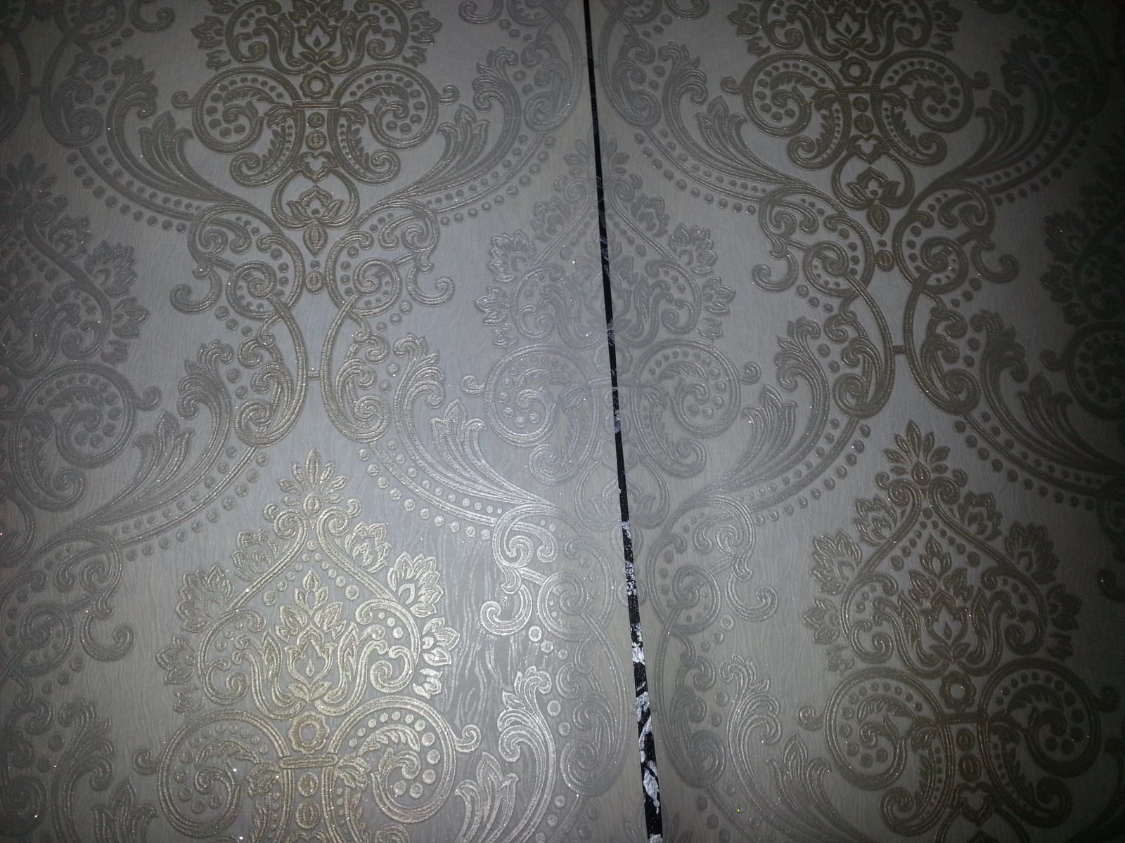 Duvar Kağıdı Kenar Kalkması